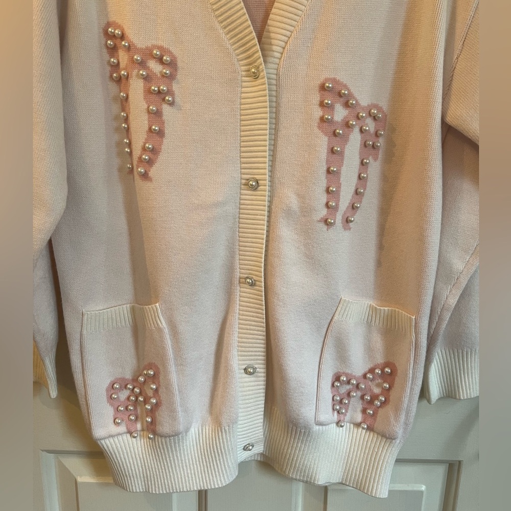 🌸Pearl Bow Cardigan🌸 - Picture 15 of 15